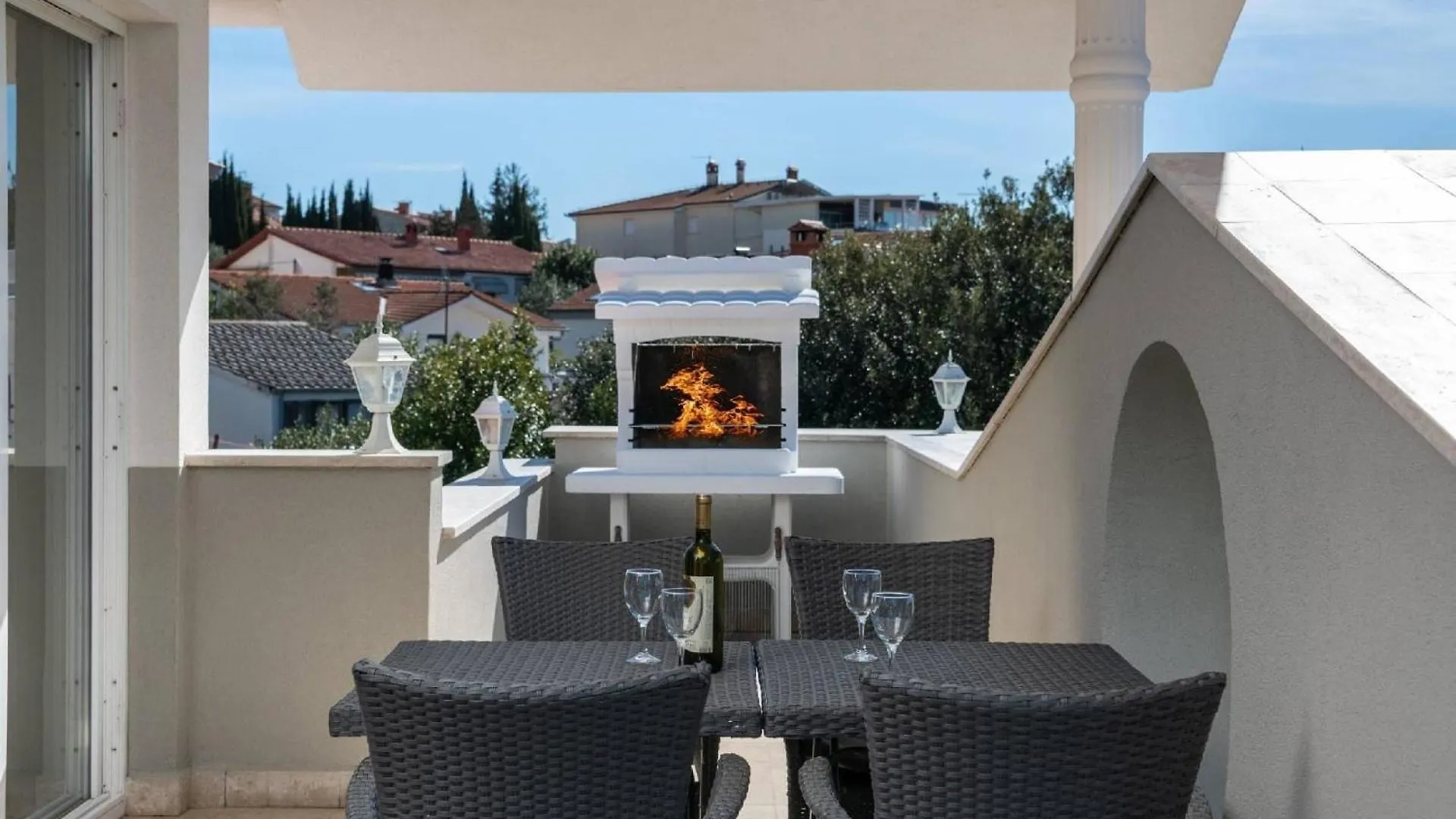 Apartments Donatella -Apt 2- Mit Meerblick Pjescana Uvala
